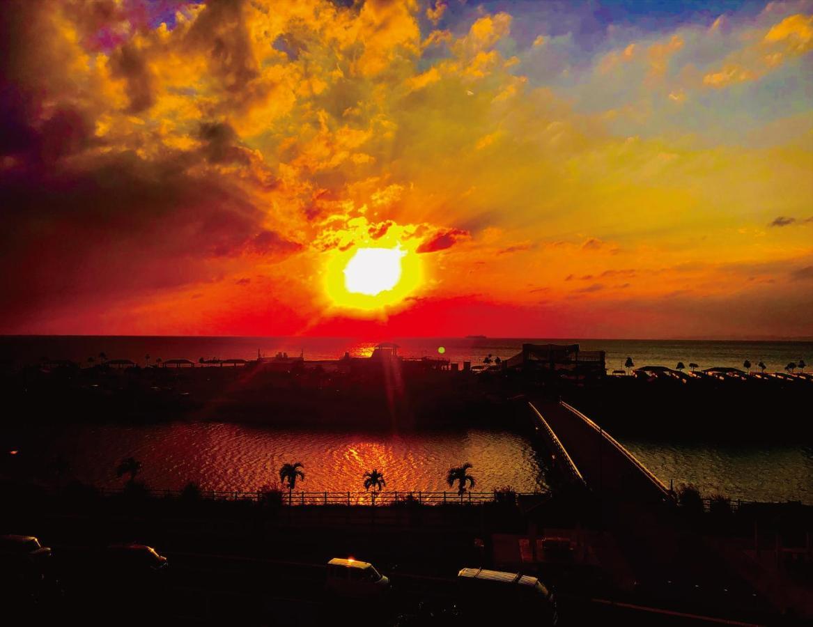 Zoe Resort The Sunset Village Okinawa Тятан Экстерьер фото