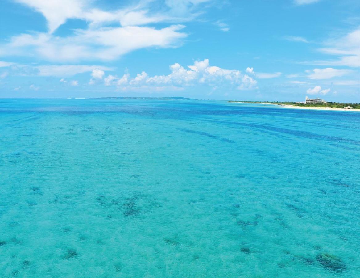 Zoe Resort The Sunset Village Okinawa Тятан Экстерьер фото